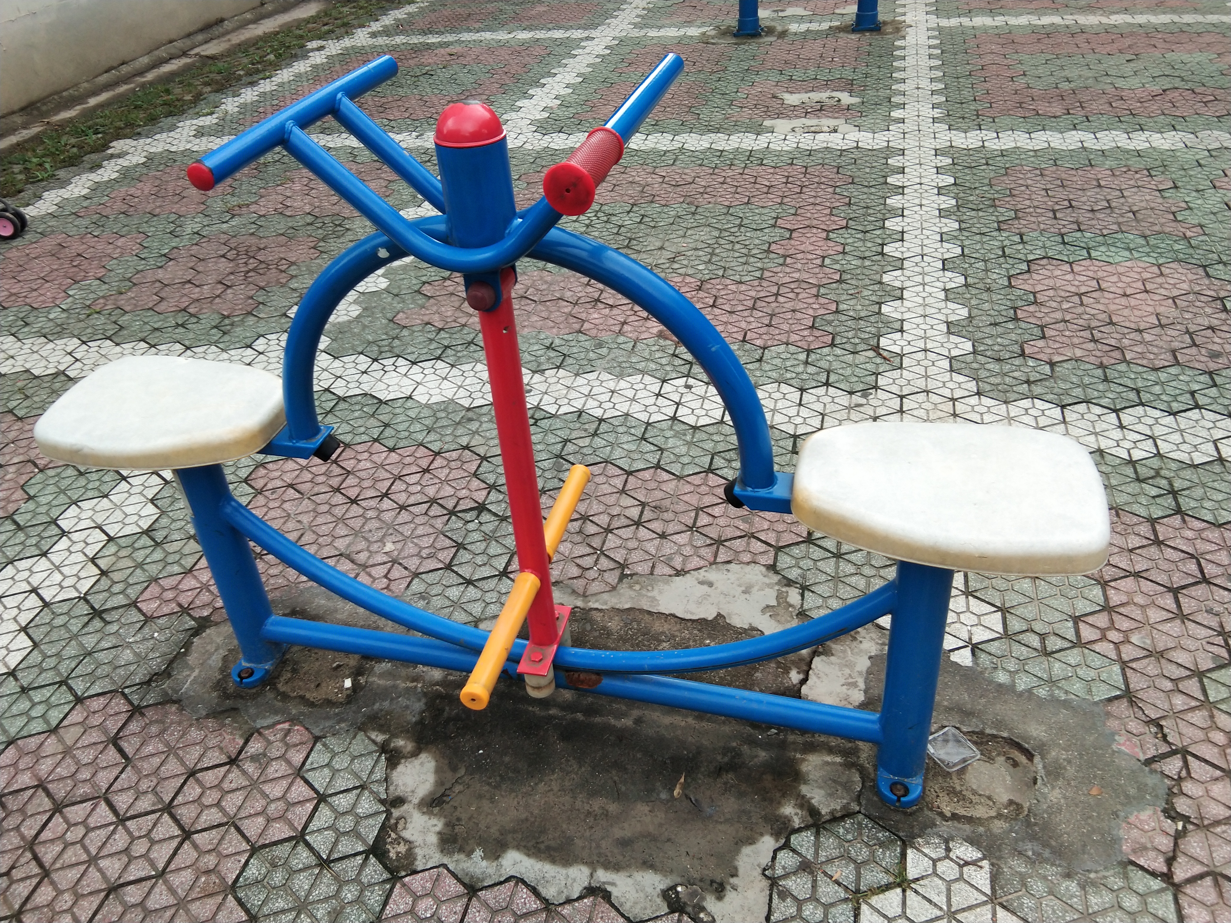 下肢鍛煉器