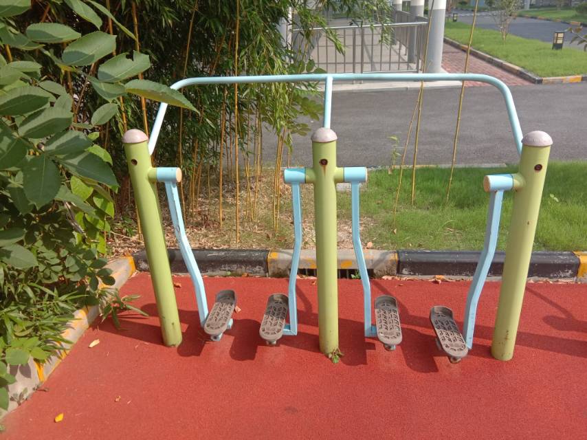 太空漫步器