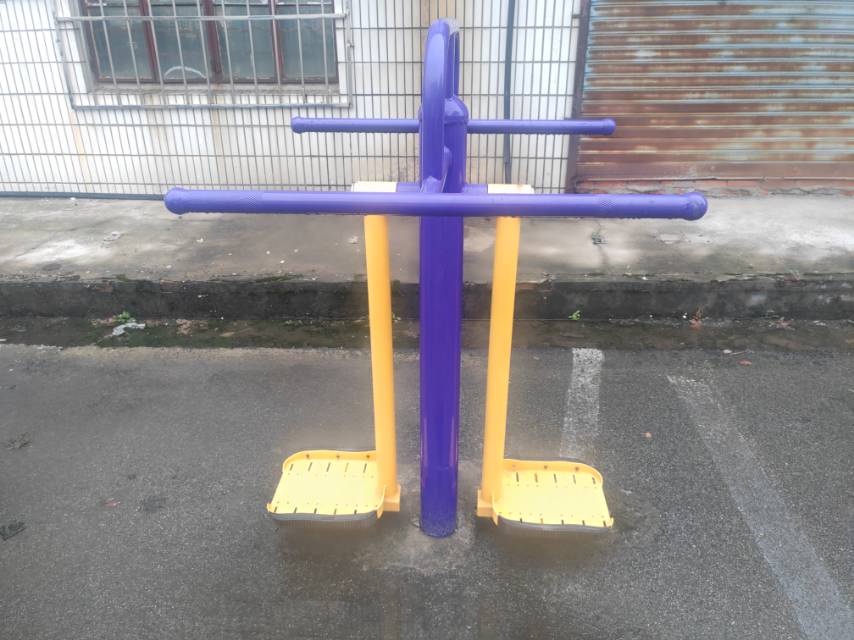 鐘擺器