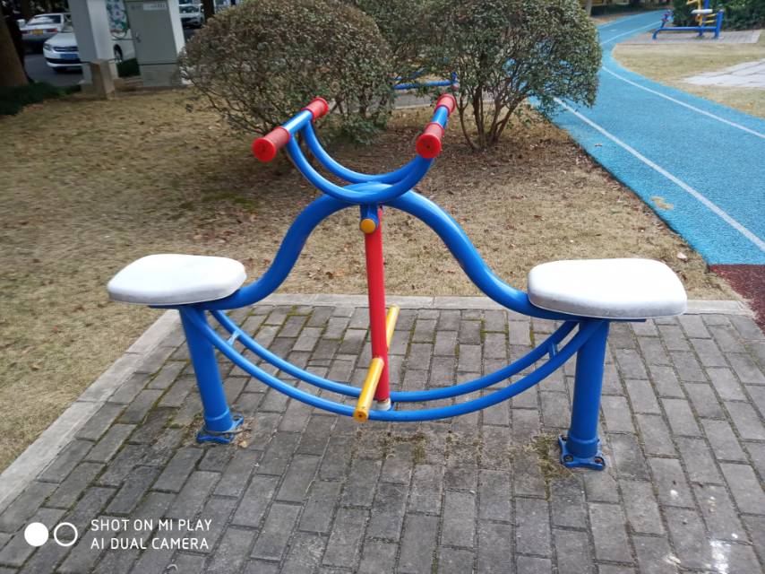 下肢鍛煉器