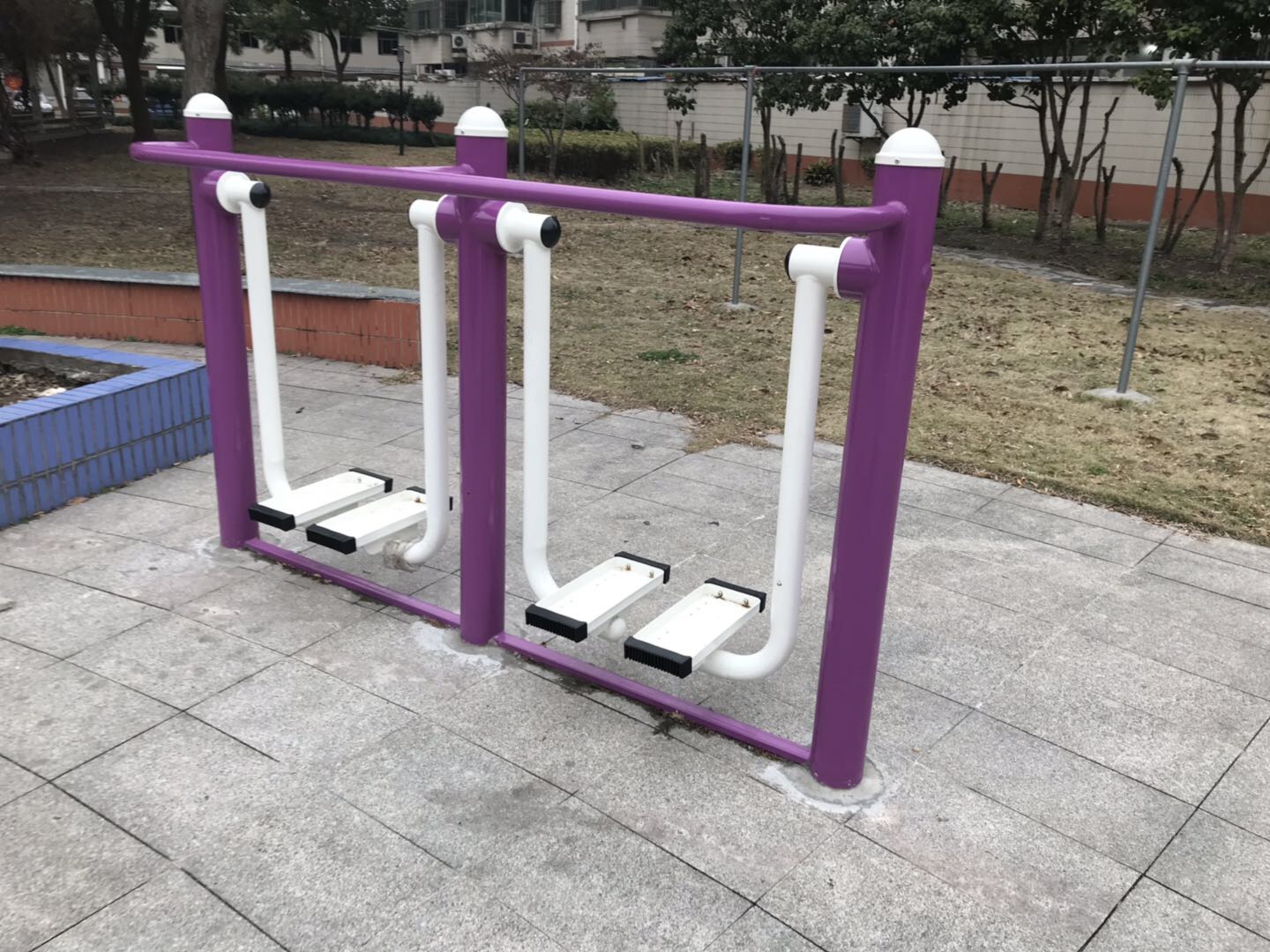 雙位漫步機