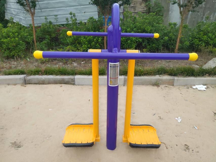 鐘擺器