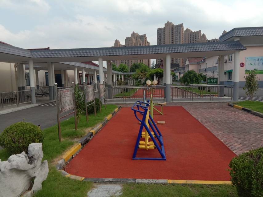 馬陸雙善養(yǎng)老院市民健身點