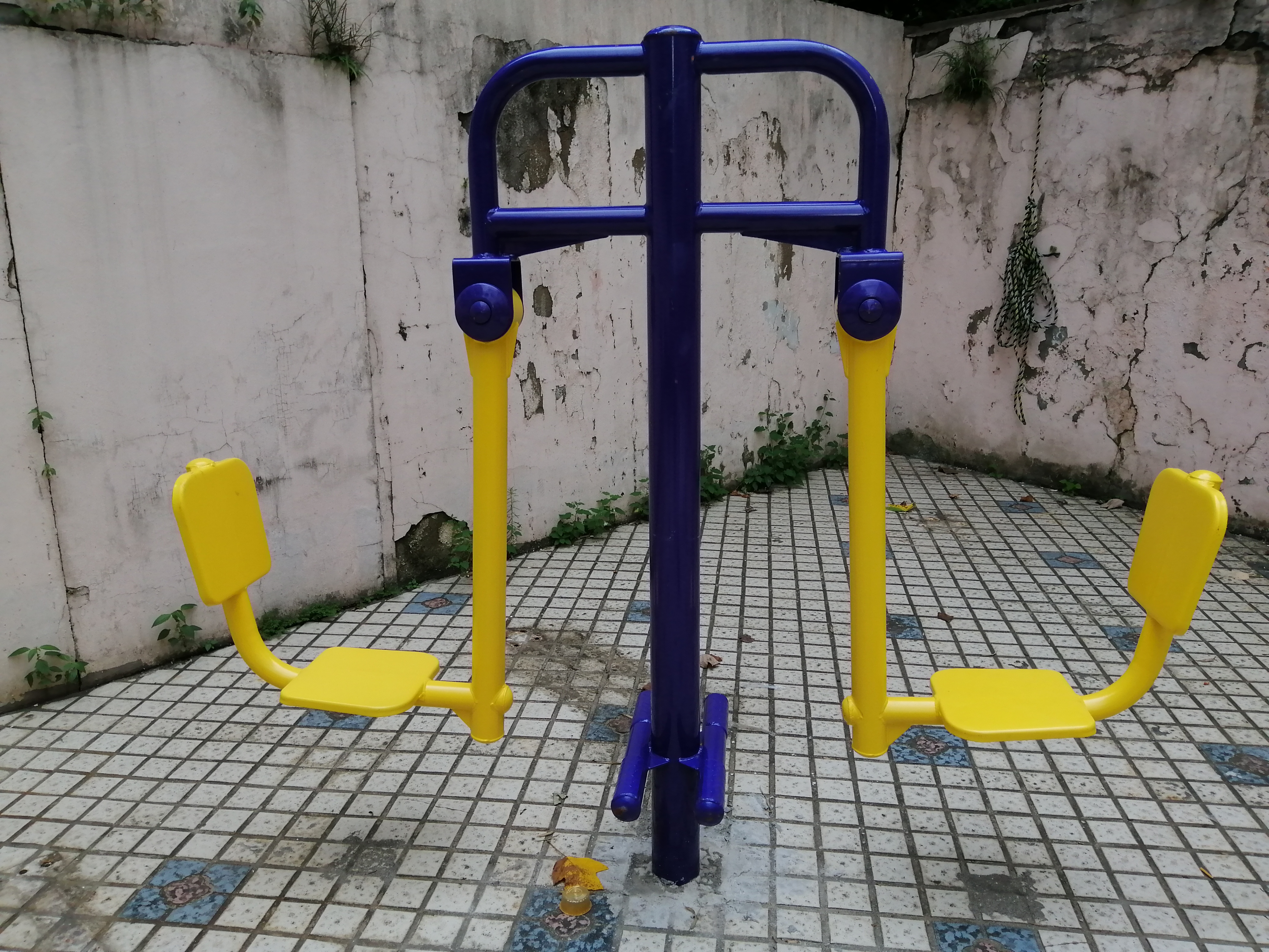 雙位蹬力器