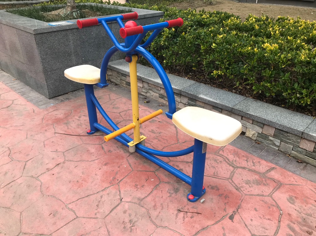 下肢康復(fù)器