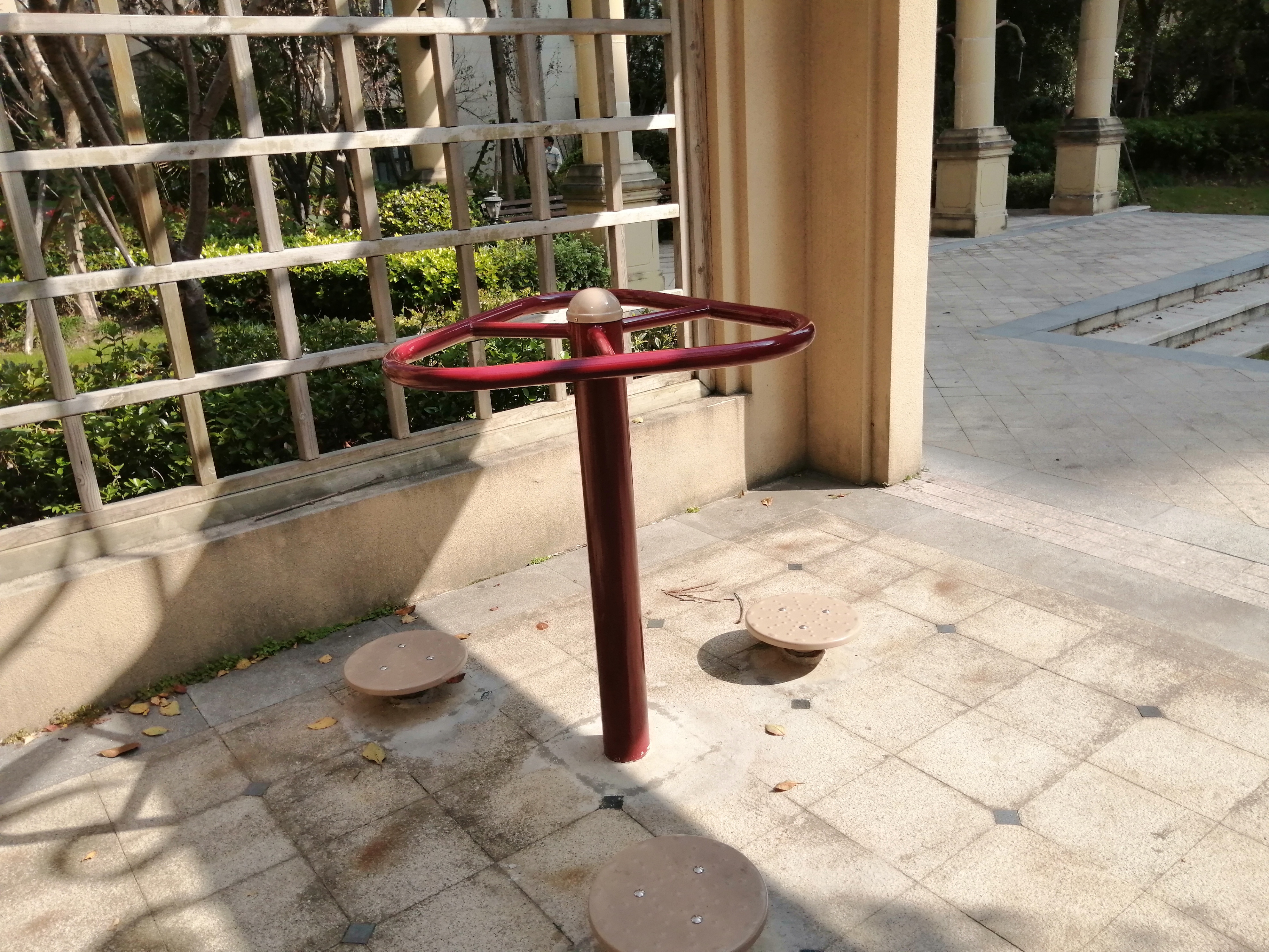 扭腰器