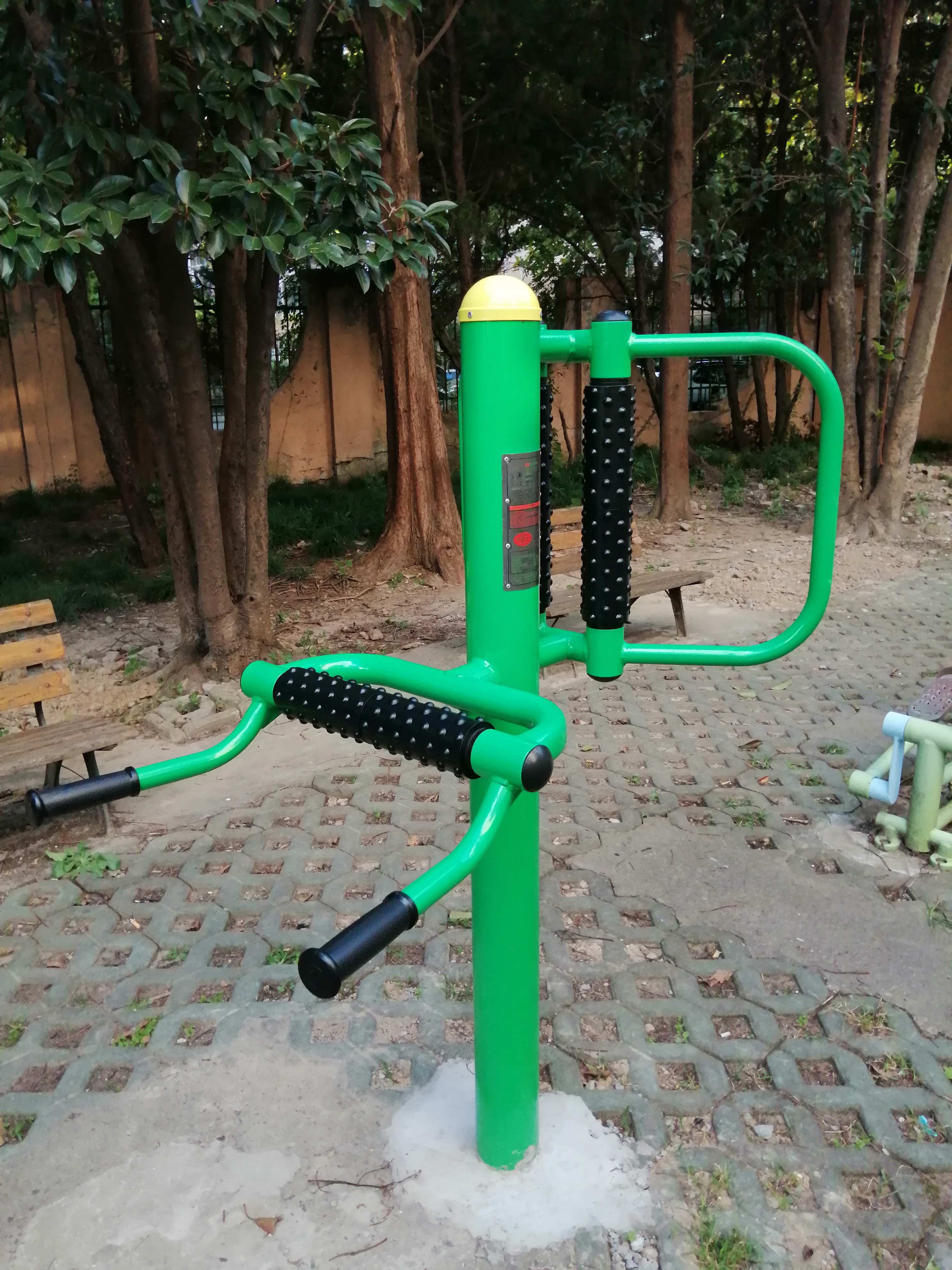 腰背按摩器