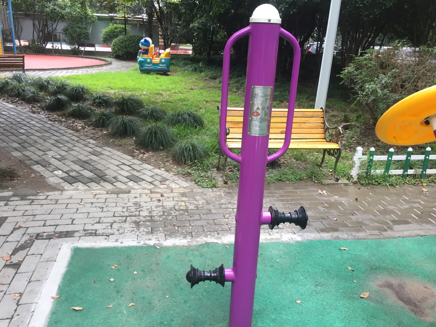 腿部按摩訓練器