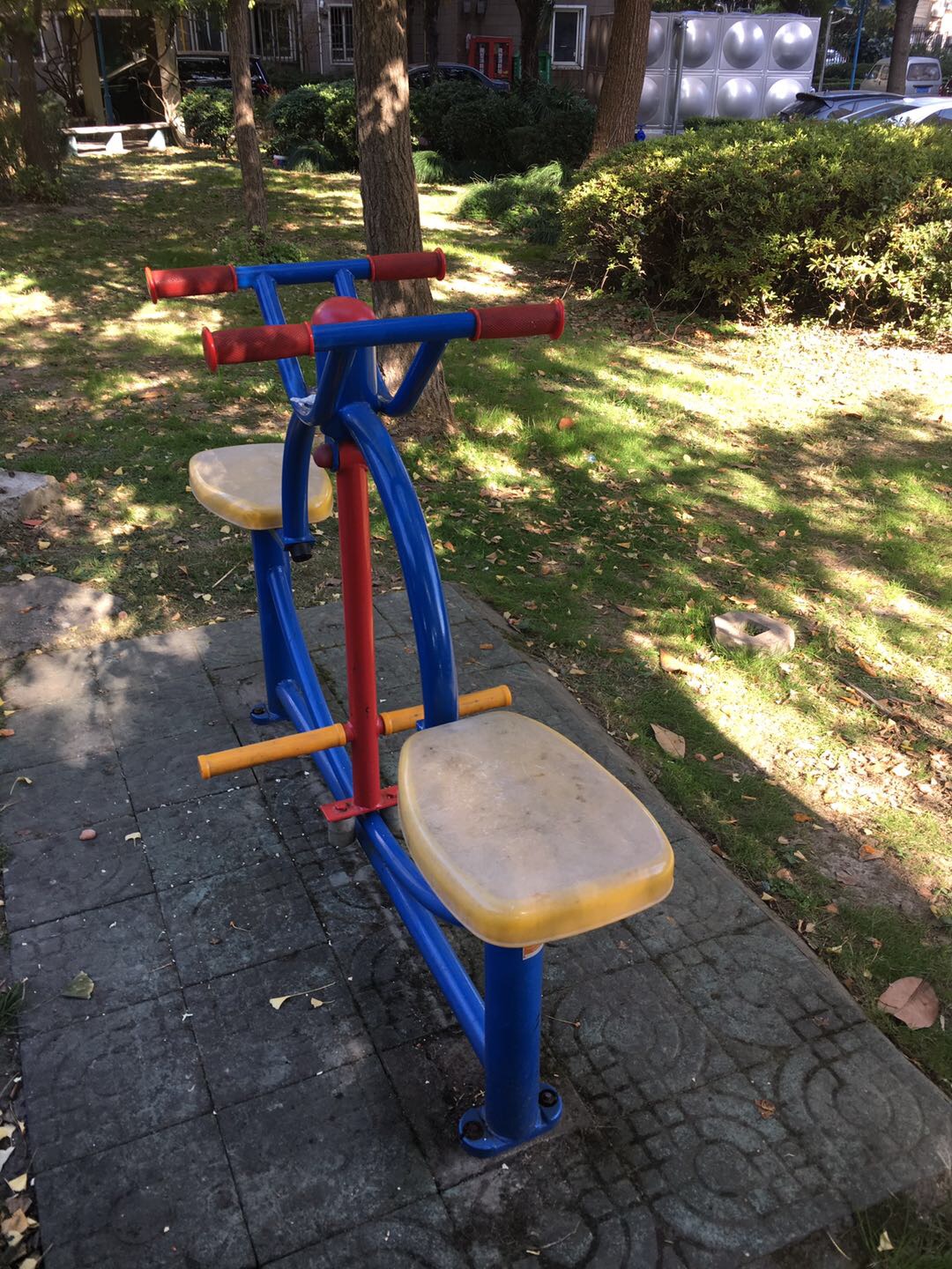 下肢康復器