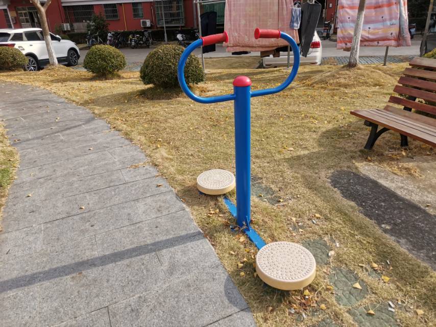 扭腰器