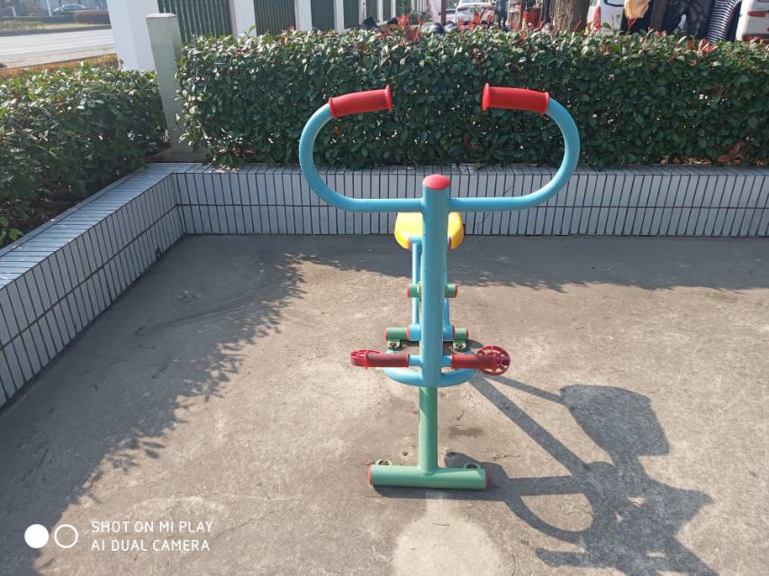 滑行器