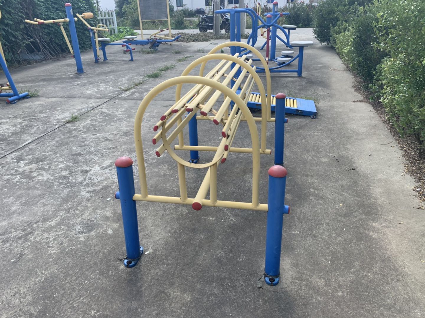 伸腰器