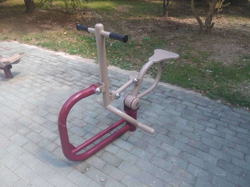 騎馬機
