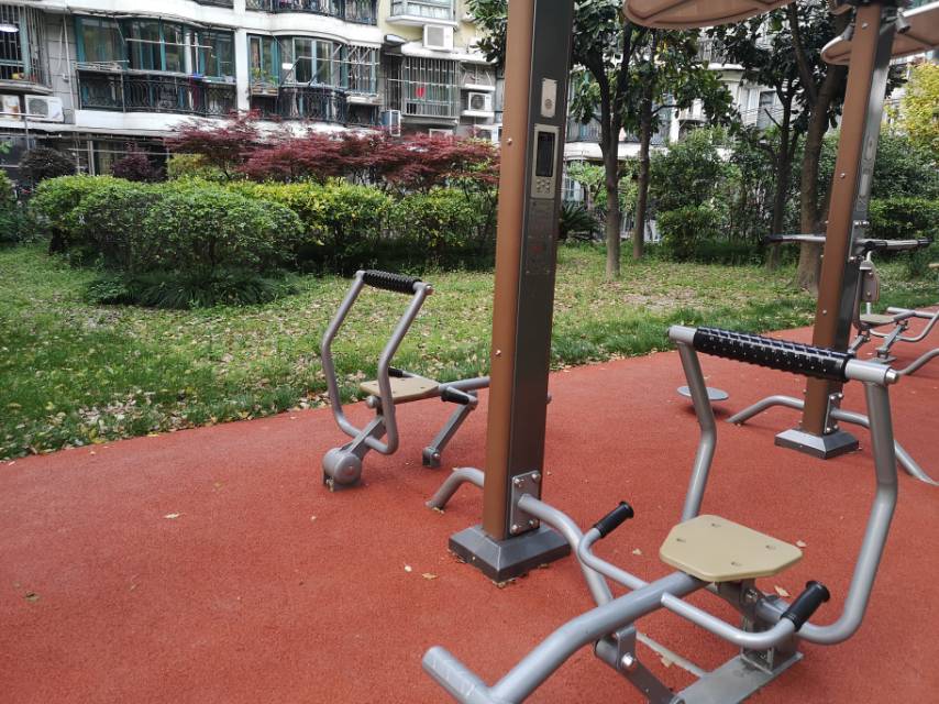 二位智能背部訓練器