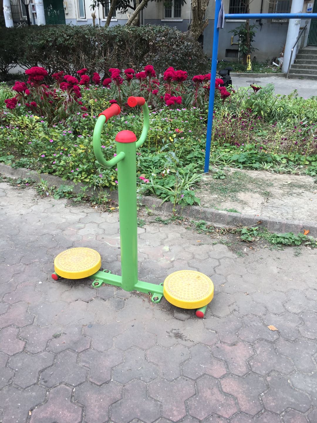 扭腰器