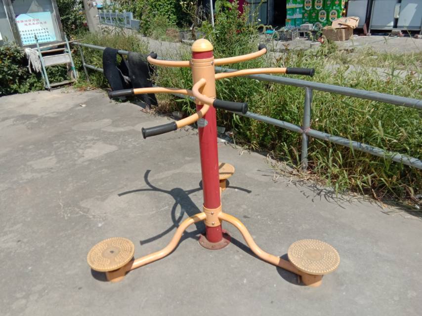 扭腰器