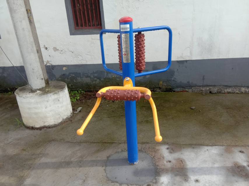 腰背按摩器