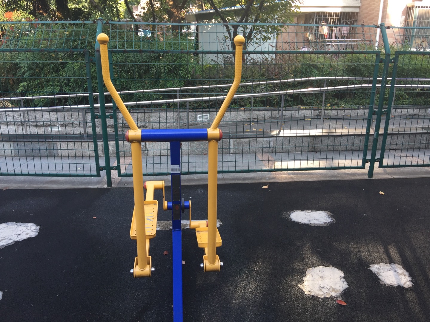 室外橢圓機