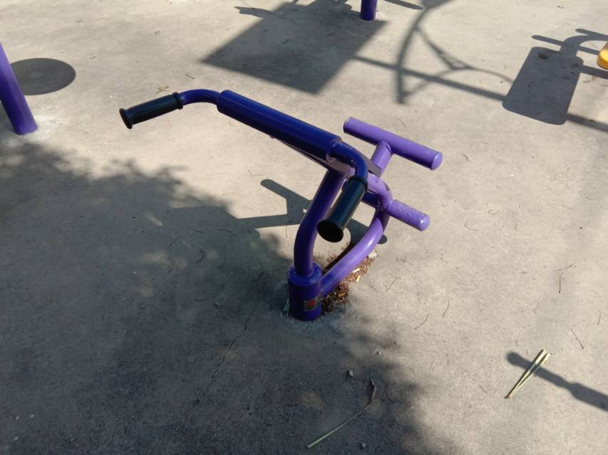 背肌訓練器