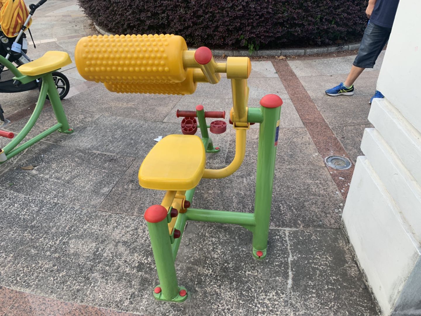 腹背鍛煉器