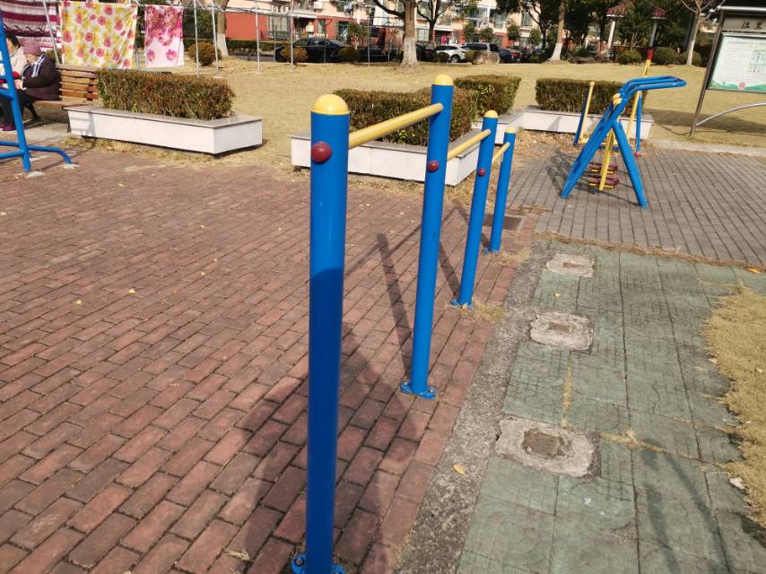 壓腿杠