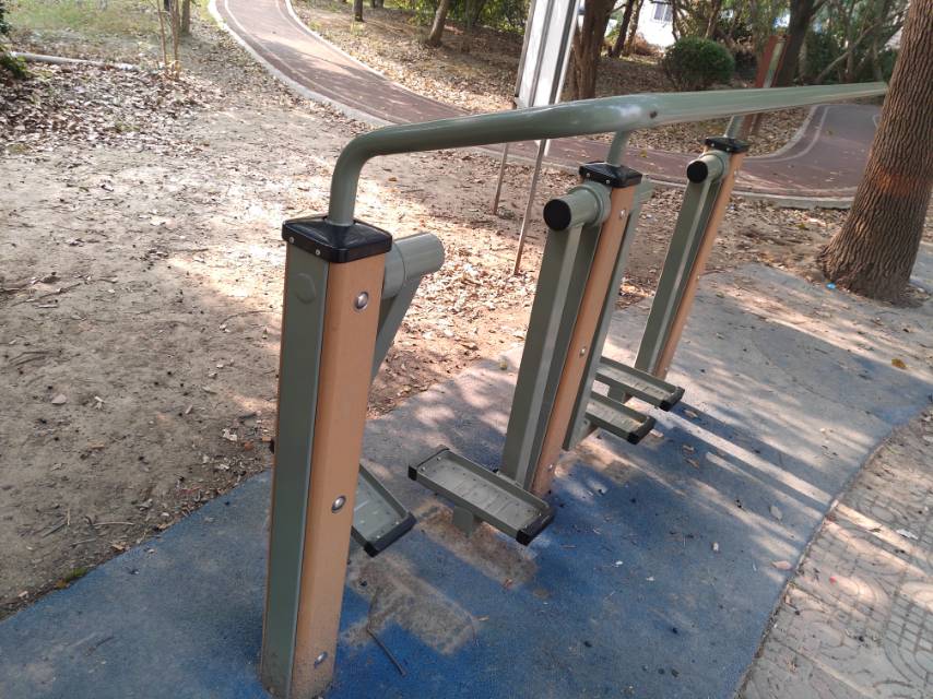 雙位漫步機