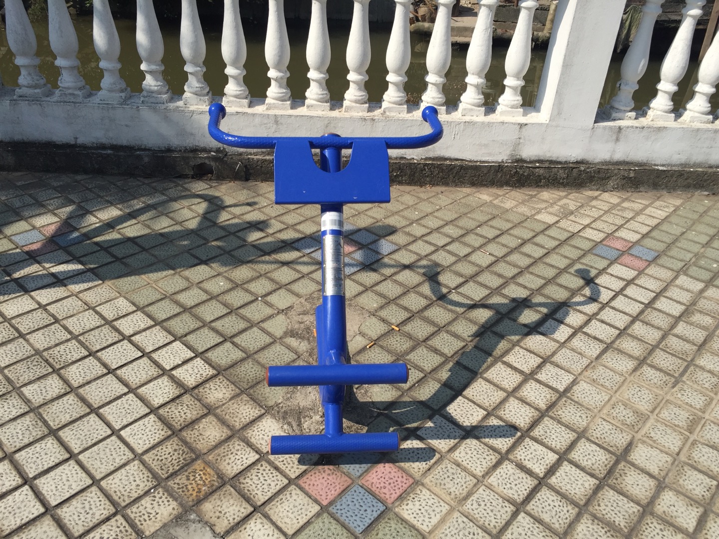 背肌訓練器