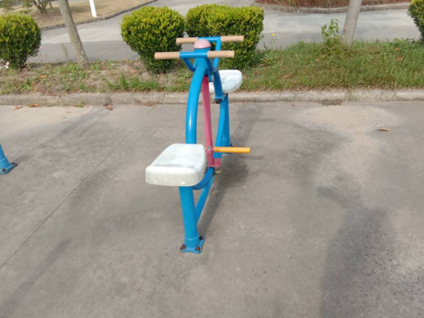下肢鍛煉器
