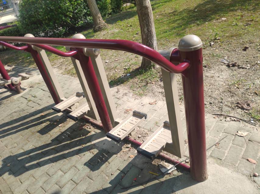 雙人漫步器