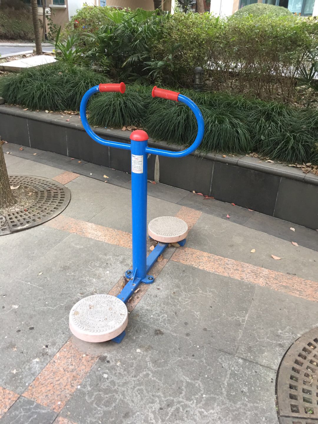 扭腰器