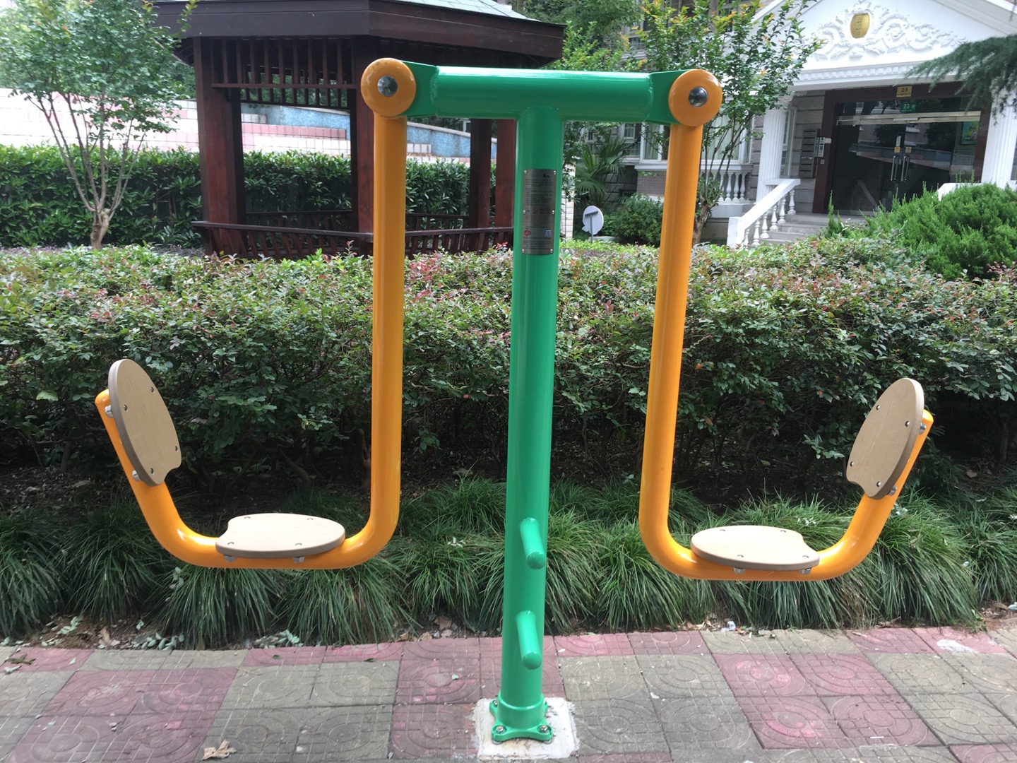 二位蹬力器