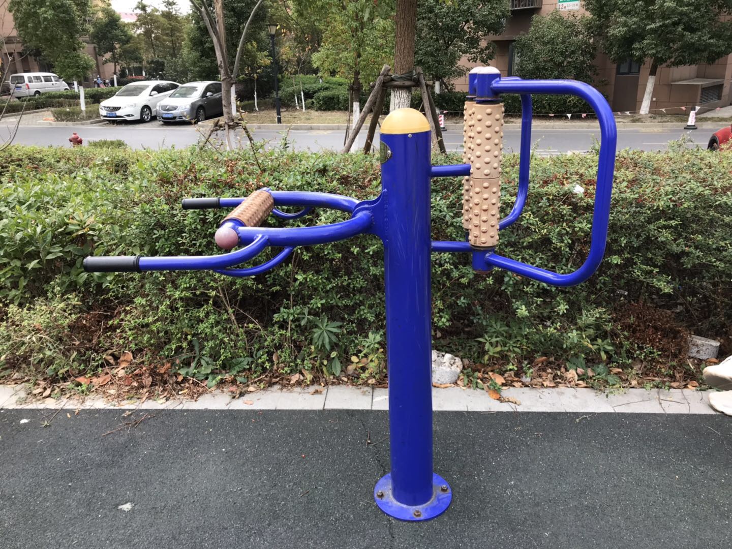 腰背按摩器