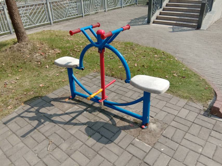 下肢鍛煉器