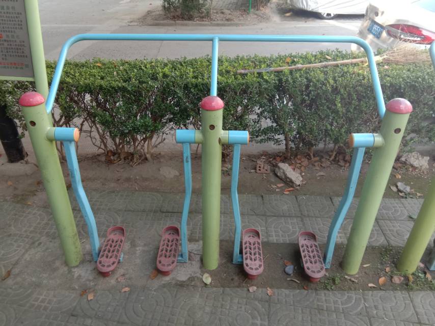 太空漫步器