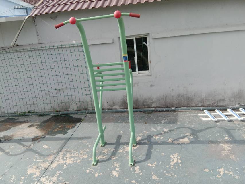 多功能鍛煉器