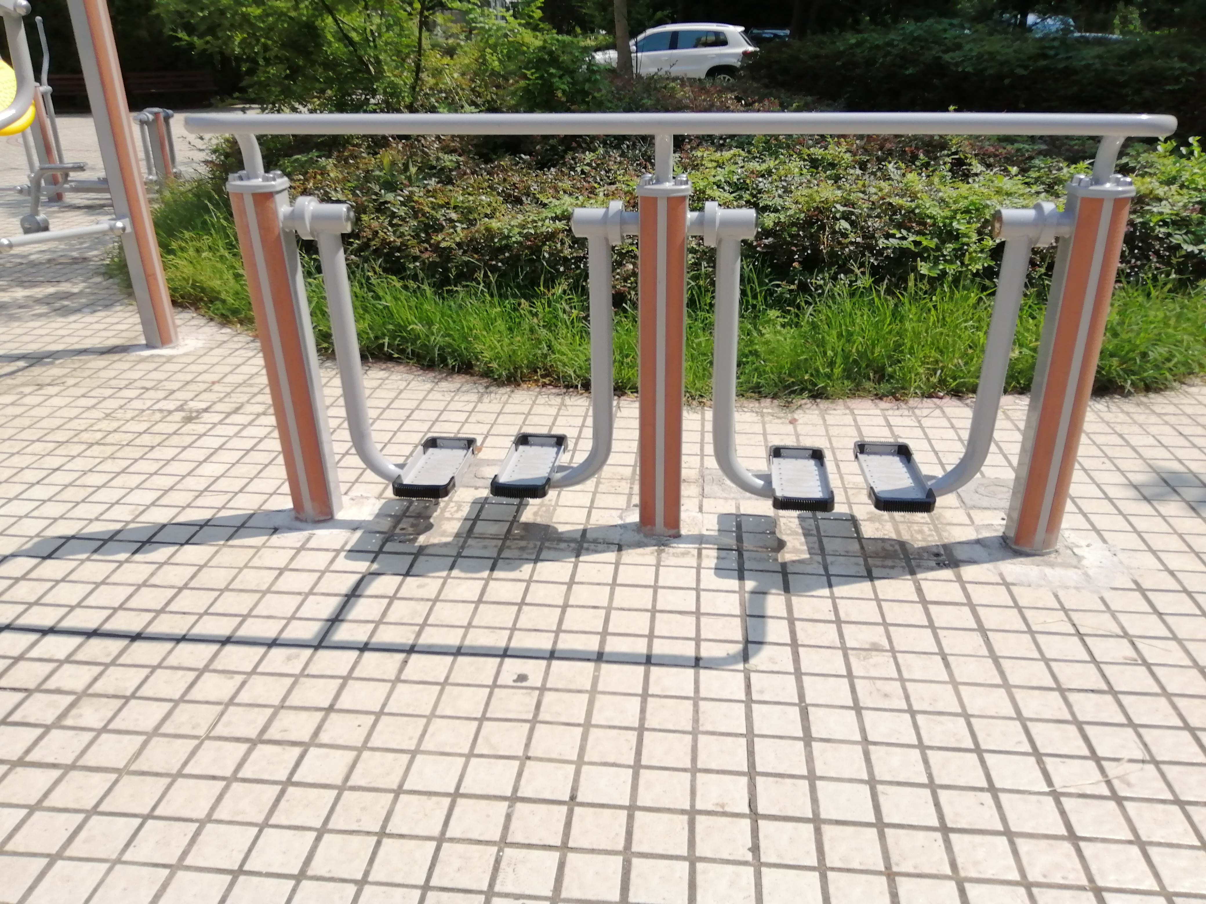 雙位太空漫步機(jī)