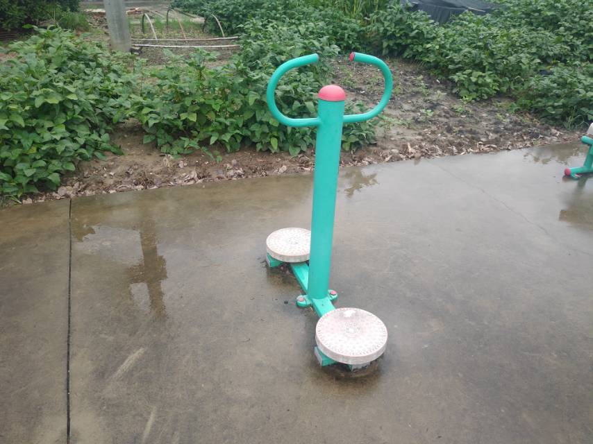 扭腰器