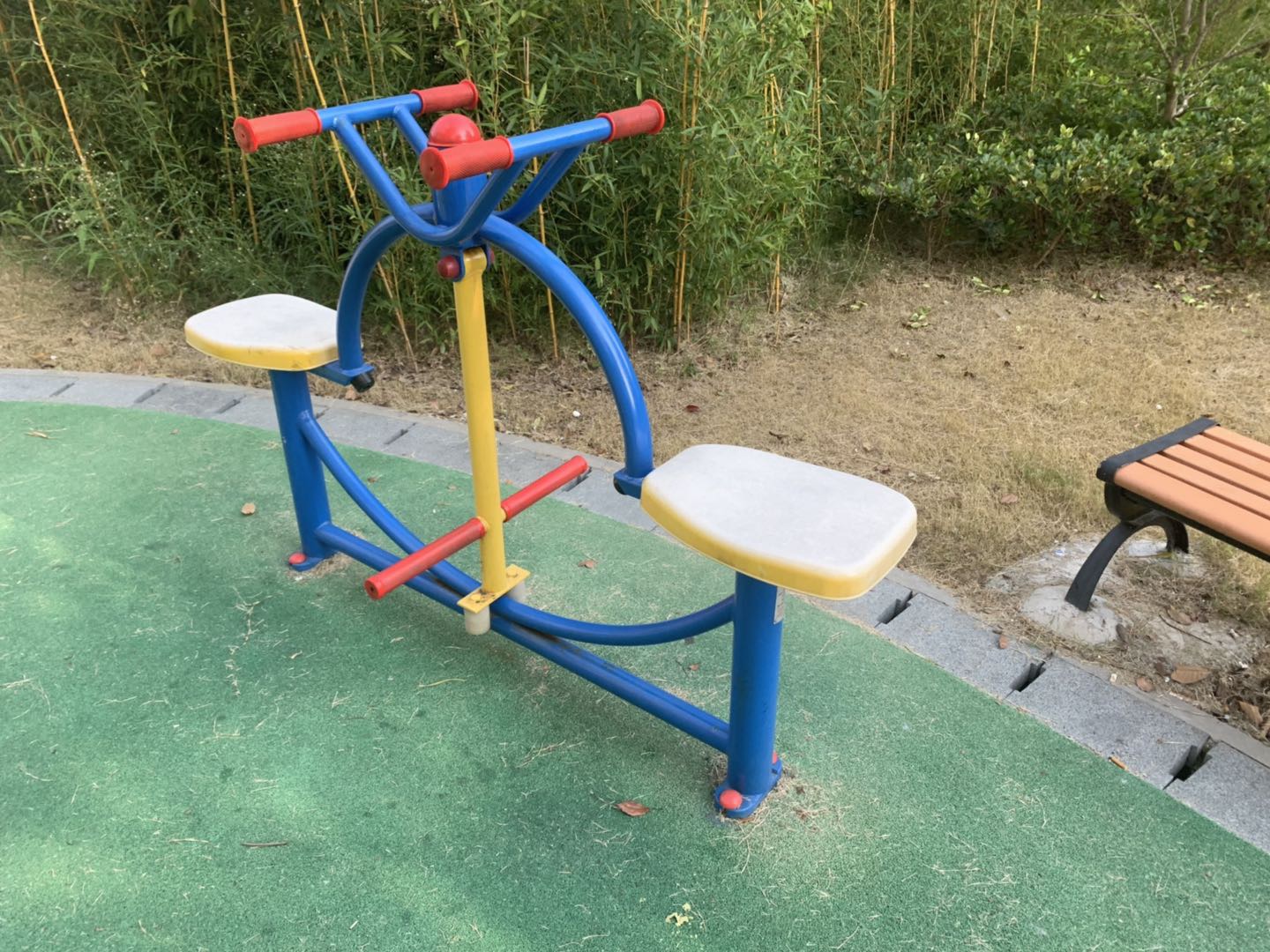 下肢康復器