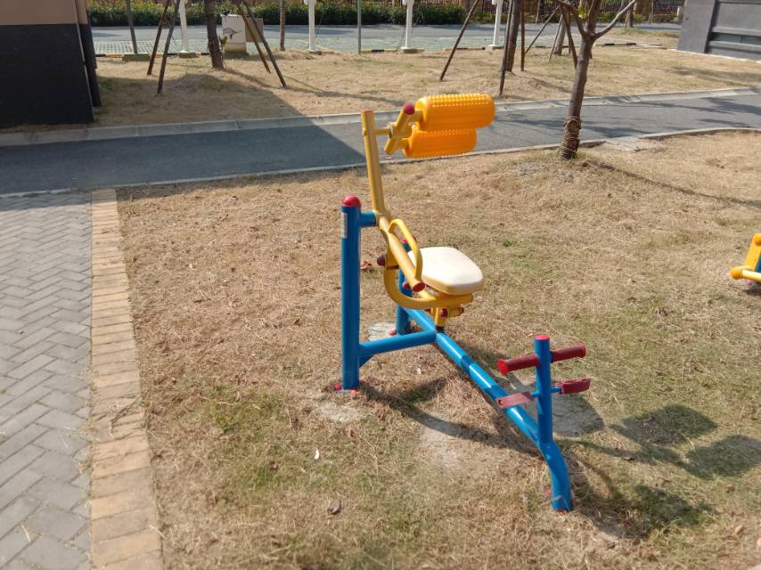 自重腰腹器