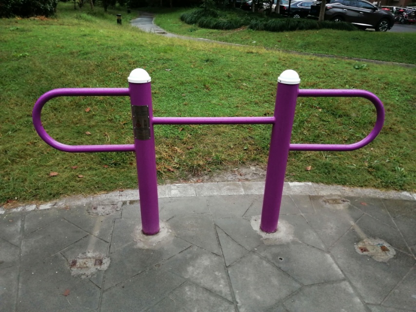壓腿杠