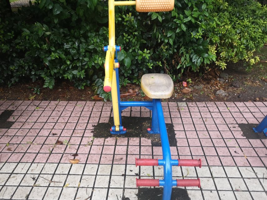 腹背鍛煉器