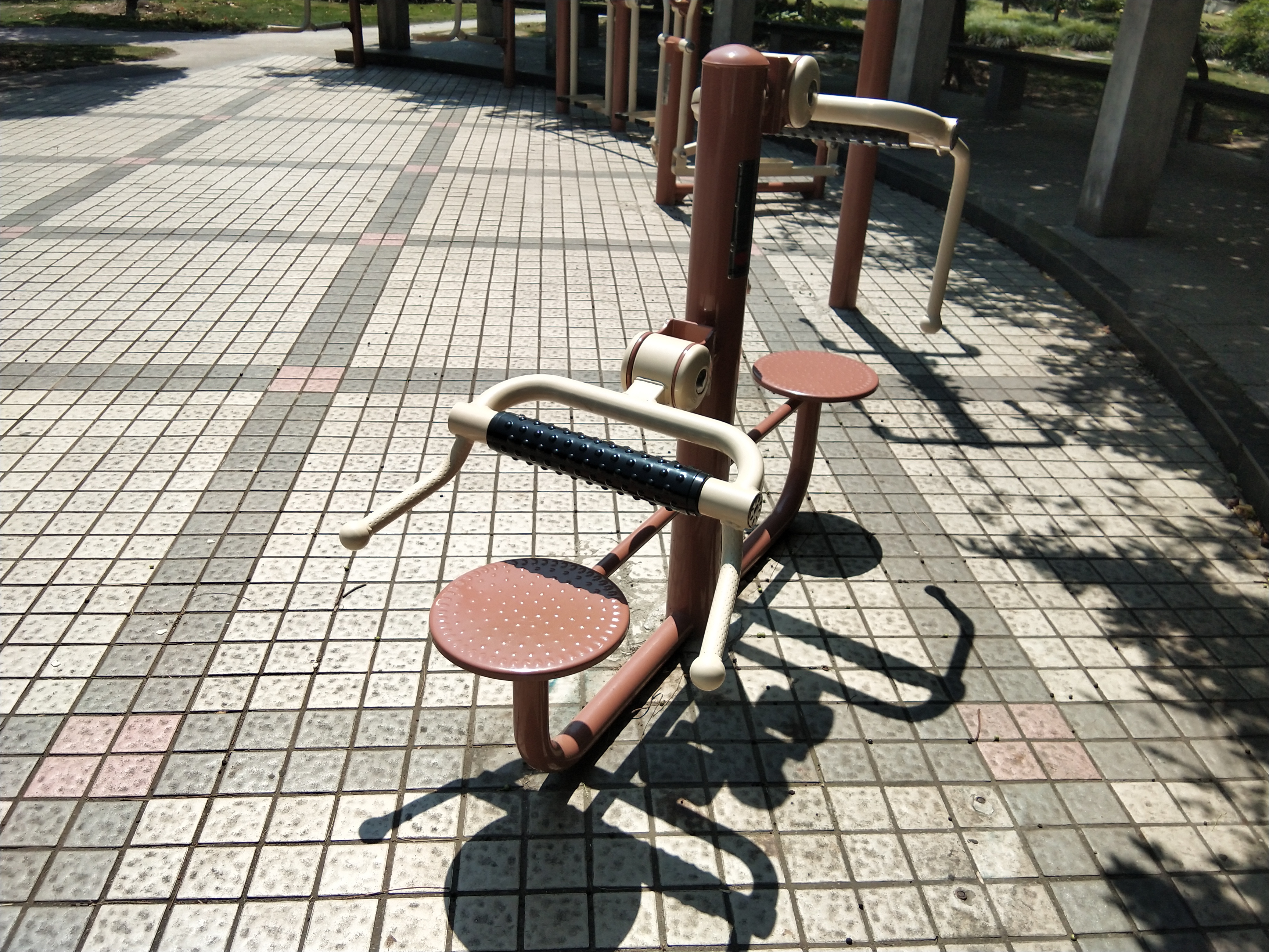 頸腰按摩器
