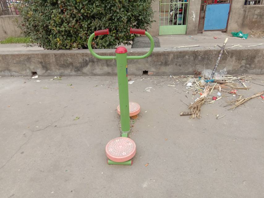 扭腰器