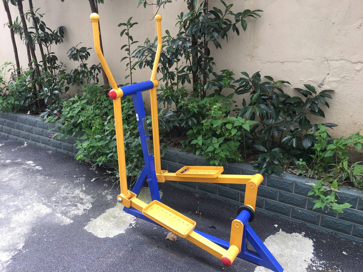 室外橢圓機