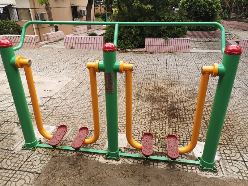 兩聯漫步機