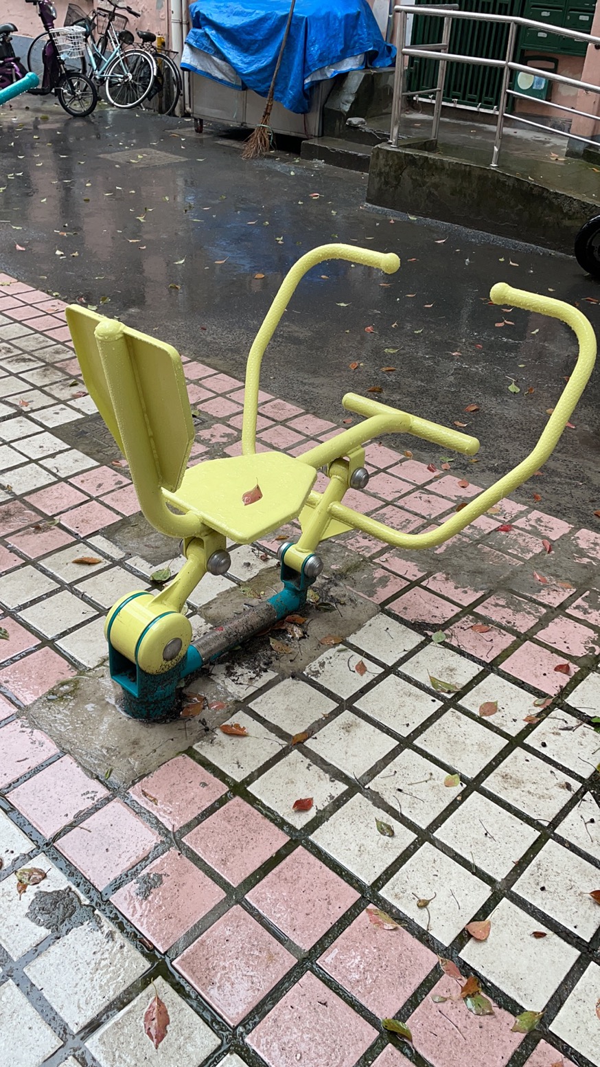 劃船器