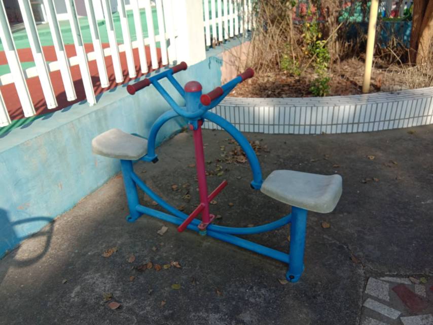 下肢鍛煉器