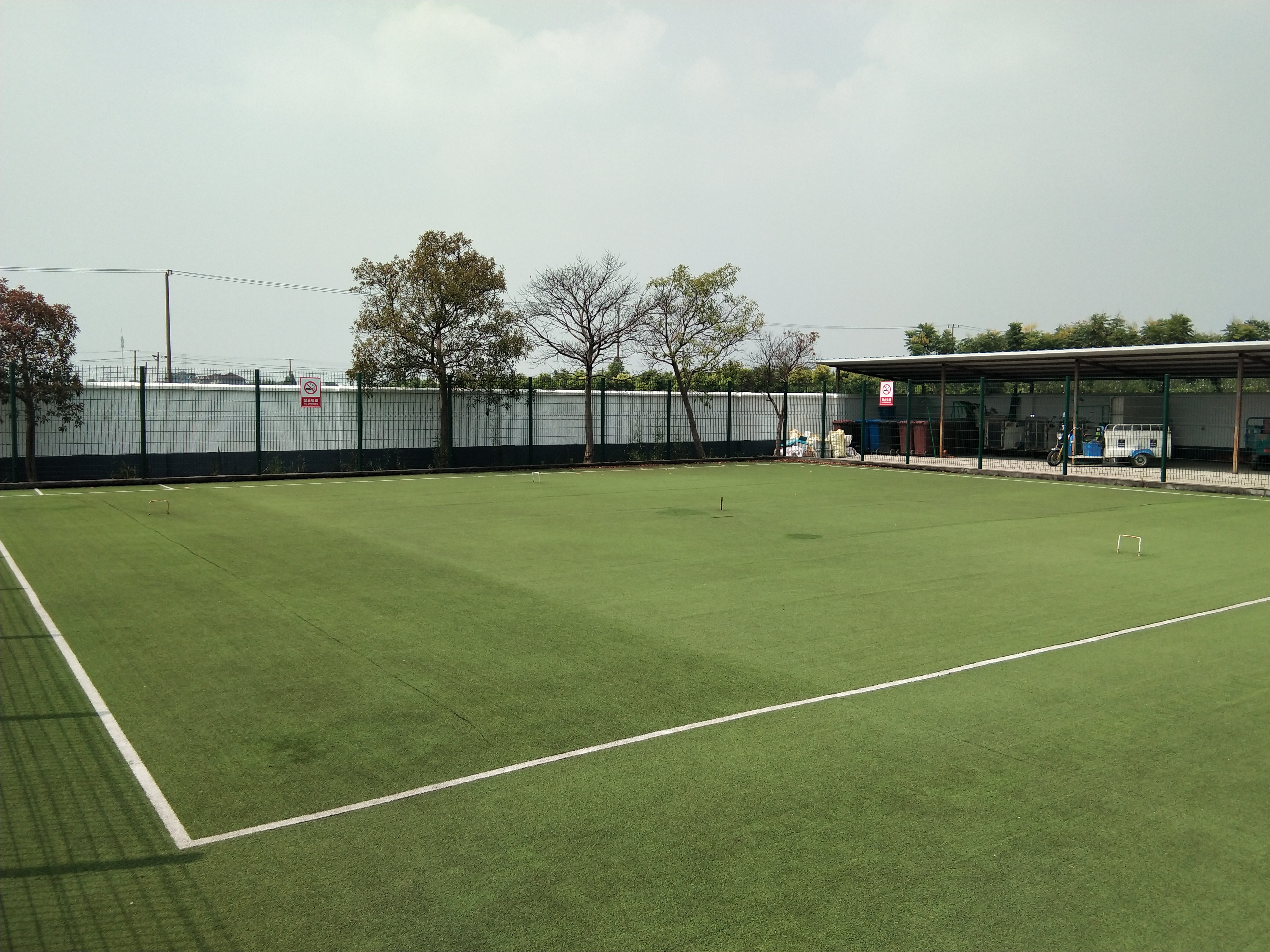 中新村門球場