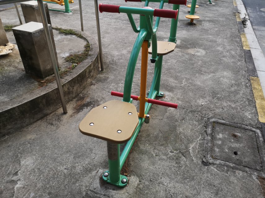 下肢康復器