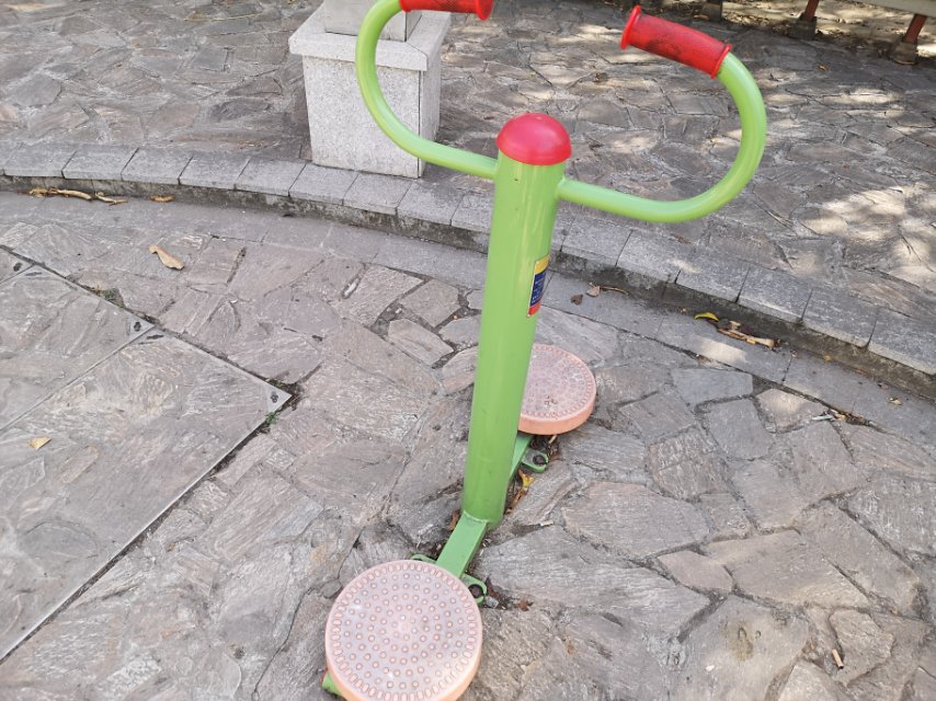 扭腰器